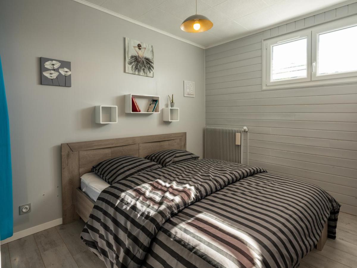 Stunning 4-Bed House In La Bourboule Villa Exteriör bild